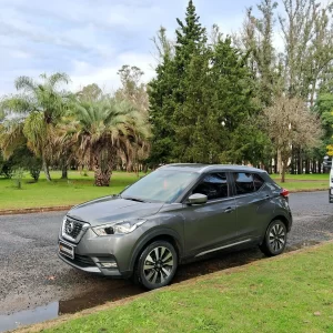 Nissan kicks Año 2018