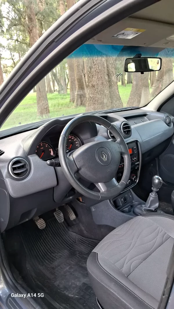 RENAULT DUSTER 2.0 - Imagen 6