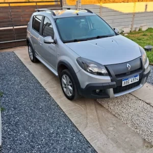 RENAULT SANDERO STEPWAY