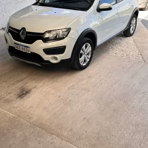 RENAULT SANDERO STEPWAY